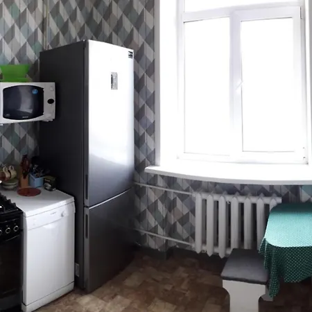 Двухкомнатная Квартира Рядом С Пл.Победы Apartament