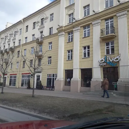 Двухкомнатная Квартира Рядом С Пл.Победы Apartament