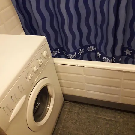 Двухкомнатная Квартира Рядом С Пл.Победы Apartament